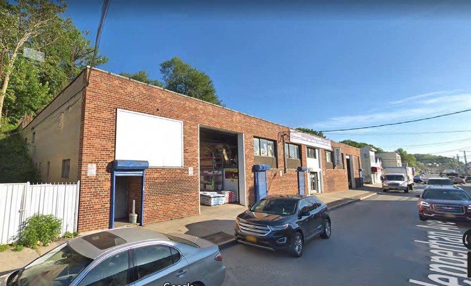 Primary Photo Of 677 Nepperhan Ave, Yonkers Warehouse For Sale