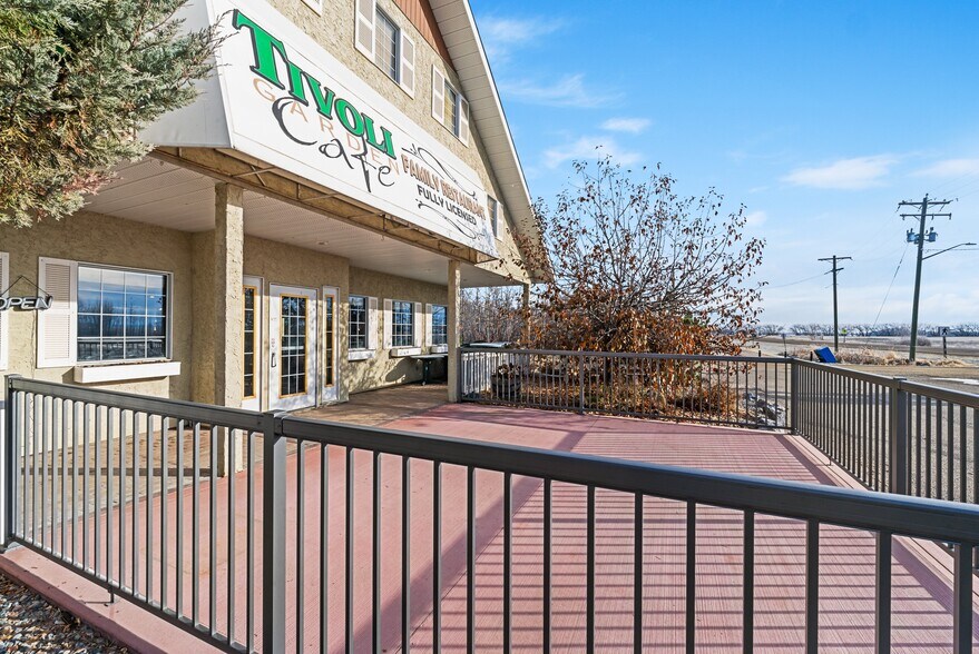 More Photos Of 1916 10th Av, Spruce View Restaurant For Sale