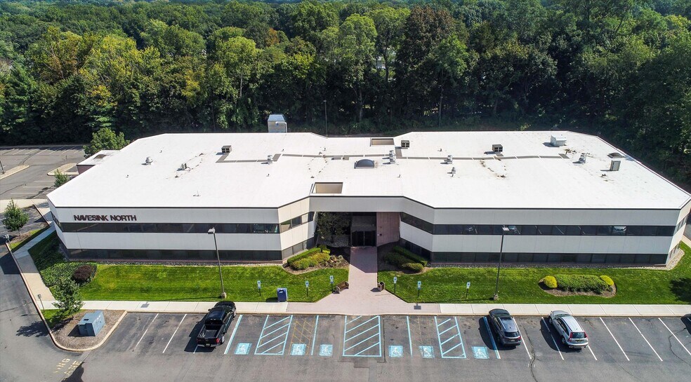 More Photos Of 225 State Highway 35, Red Bank Medical For Lease