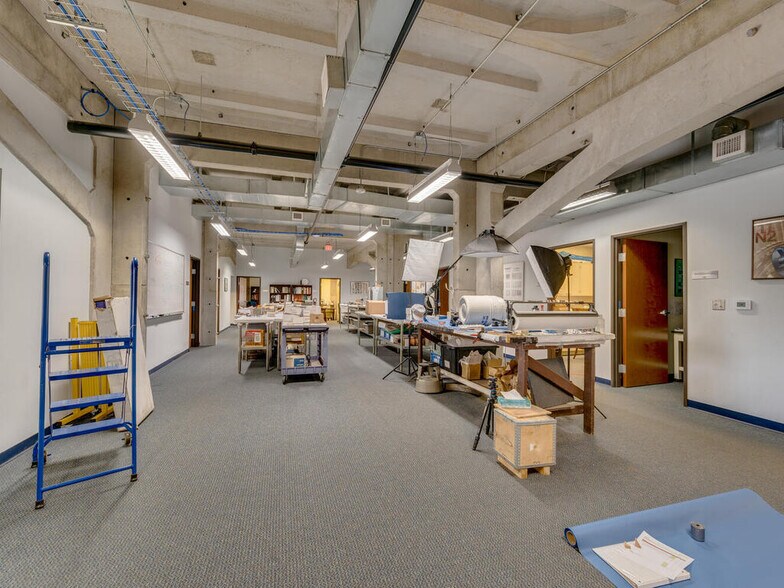 More Photos Of 1815 S Highway 183, Leander Office For Sale