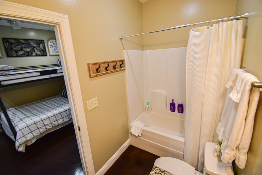 More Photos Of , Tuscaloosa Unknown For Sale