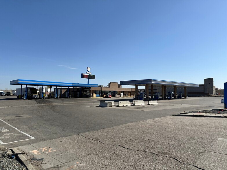 More Photos Of 3851 119th Hwy, Longmont Service Station For Sale