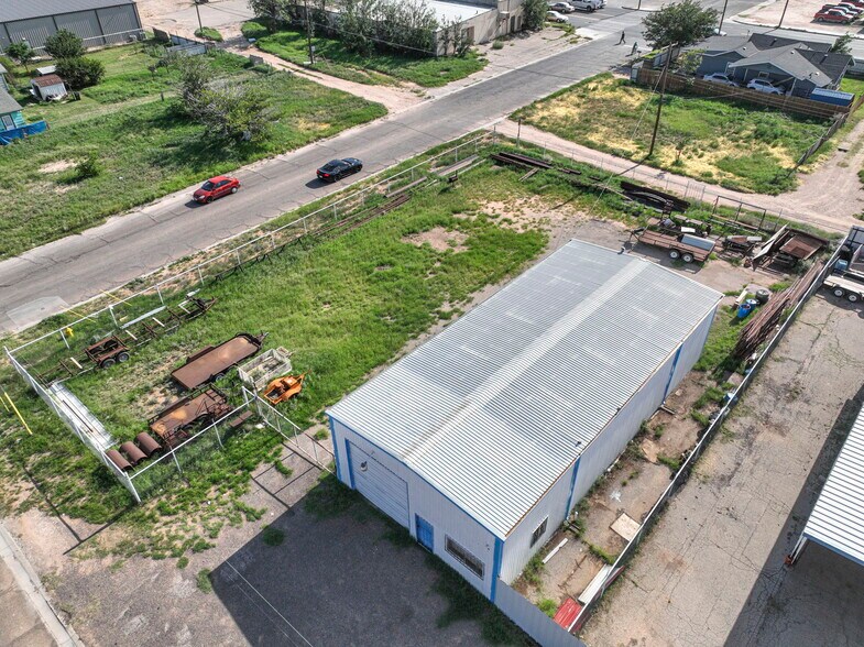 More Photos Of 708 S Colorado St, Midland Industrial For Sale