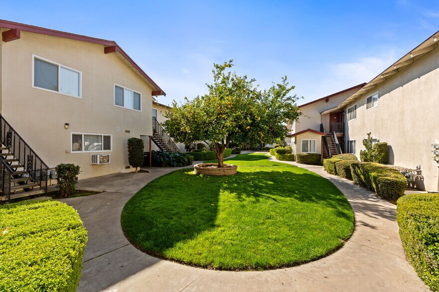 More Photos Of 1985 N Winery Ave, Fresno Apartments For Sale