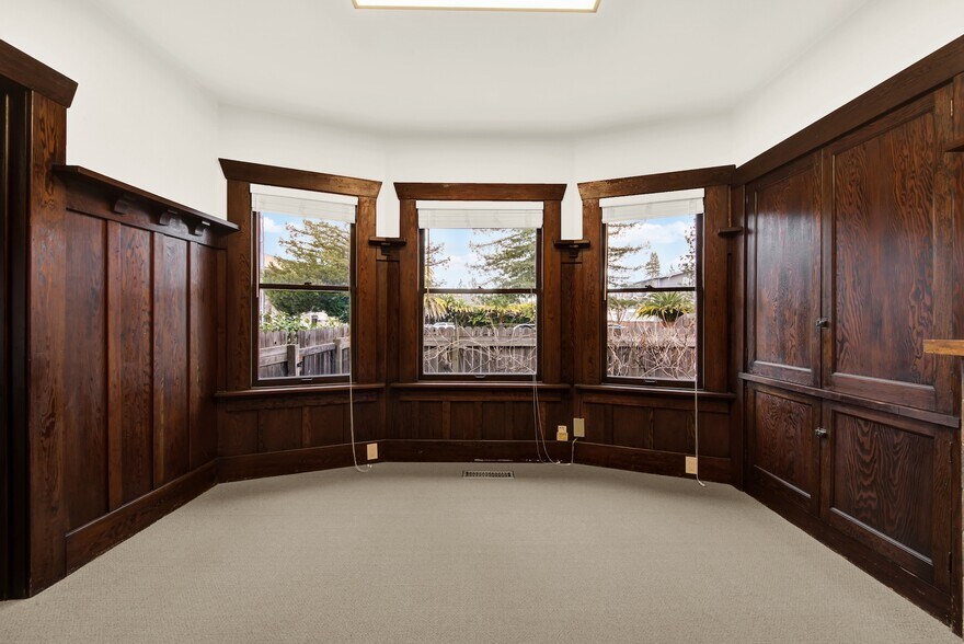 More Photos Of 1763 2nd St, Napa Office Residential For Sale