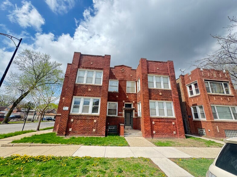More Photos Of , Chicago Multifamily For Sale