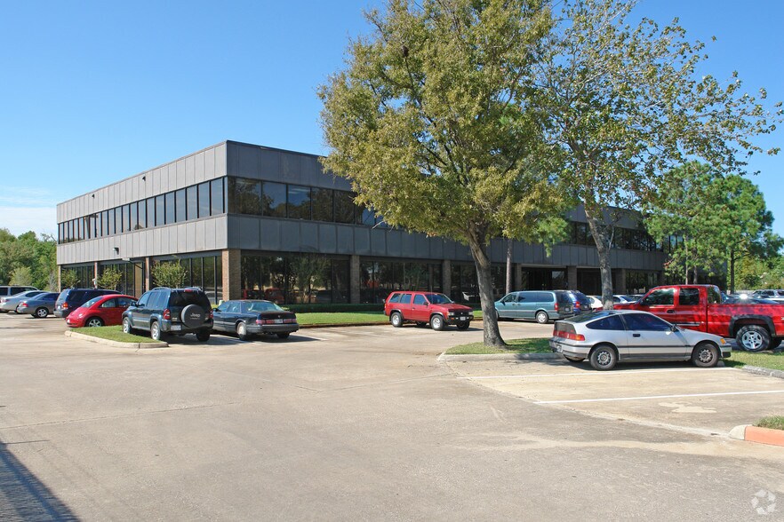 More Photos Of 87 I-10, Beaumont Office For Lease
