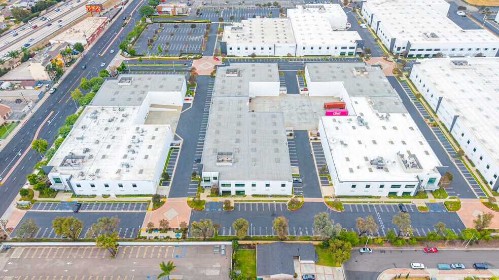 More Photos Of 21160 S Figueroa St, Carson Warehouse For Lease