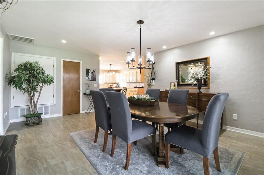 More Photos Of 5039 Primrose Rd, Springdale Specialty For Sale