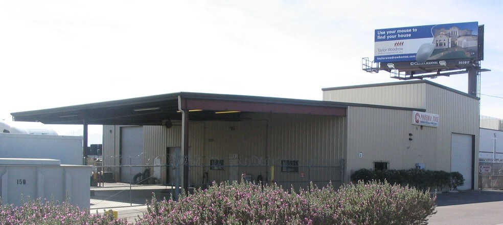 More Photos Of 5217 W Buckeye Rd, Phoenix Warehouse For Lease