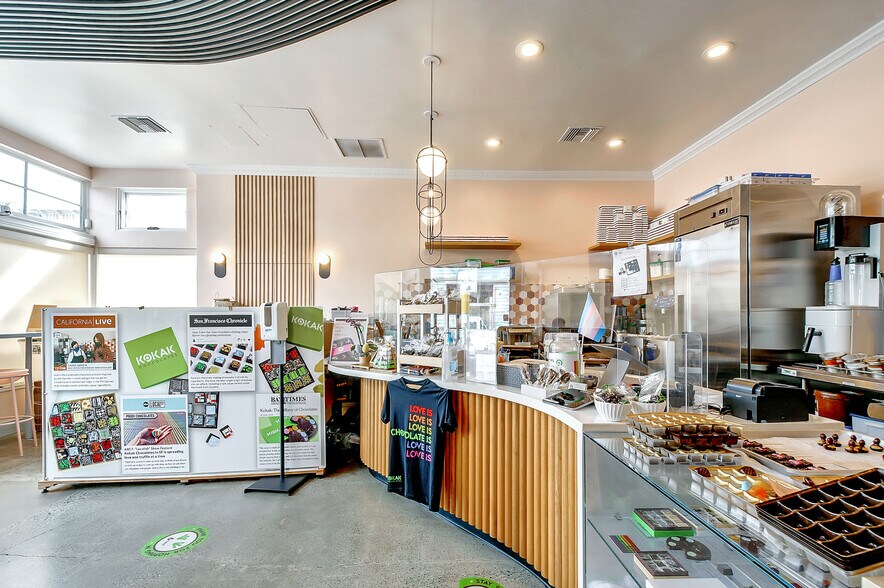 More Photos Of 3901 18th St, San Francisco Storefront For Sale
