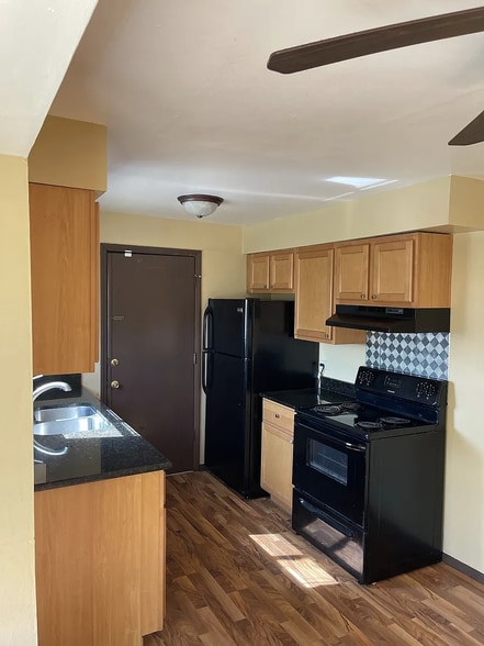 More Photos Of 437 Prairie Ave, Calumet City Apartments For Sale