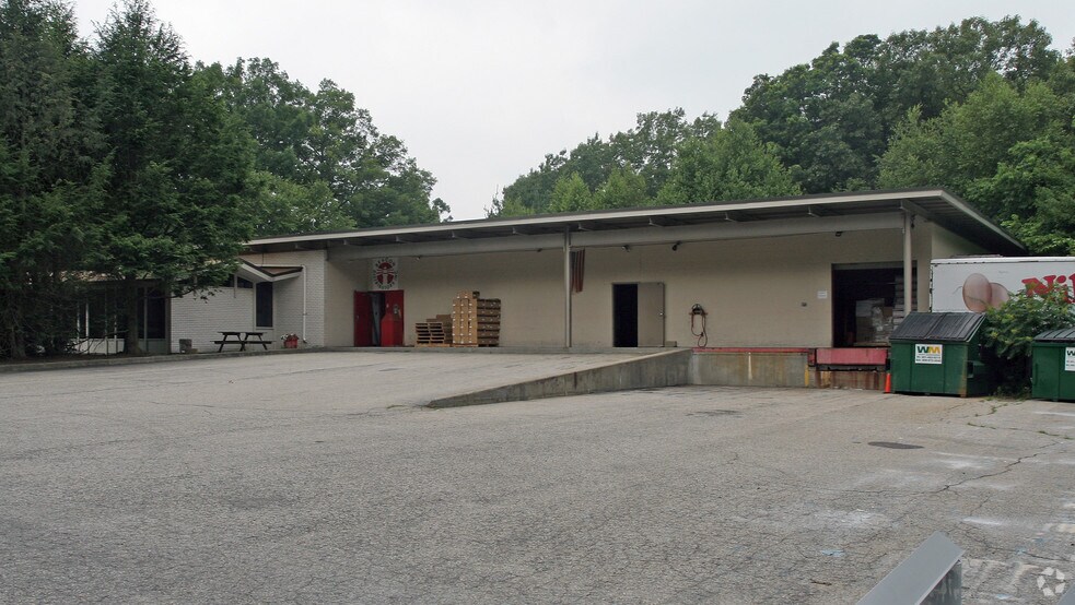 More Photos Of 271 Jenckes Hill Rd, Lincoln Manufacturing For Sale