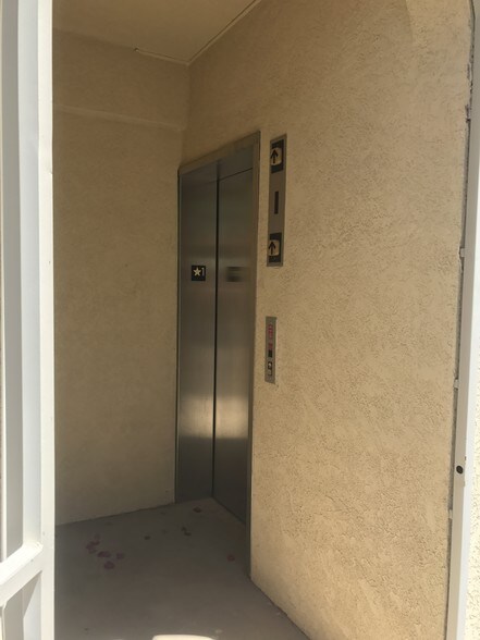 More Photos Of 1310 W St Marys Rd, Tucson Medical For Lease