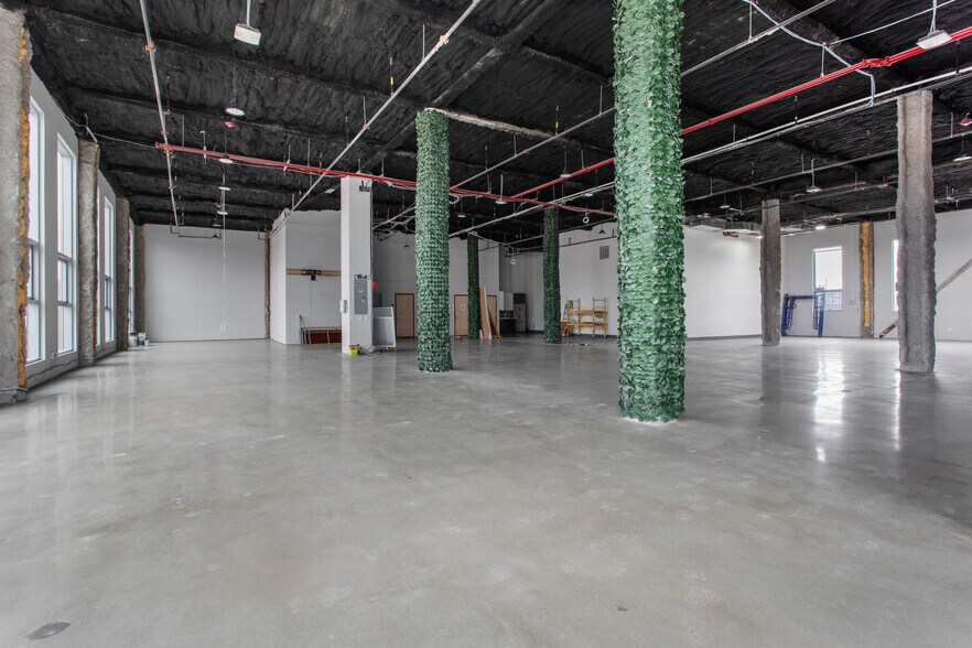 More Photos Of 84 14th St, Brooklyn Office For Lease