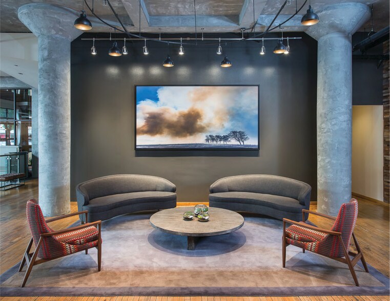 More Photos Of 1801 N Lamar St, Dallas Loft Creative Space For Lease