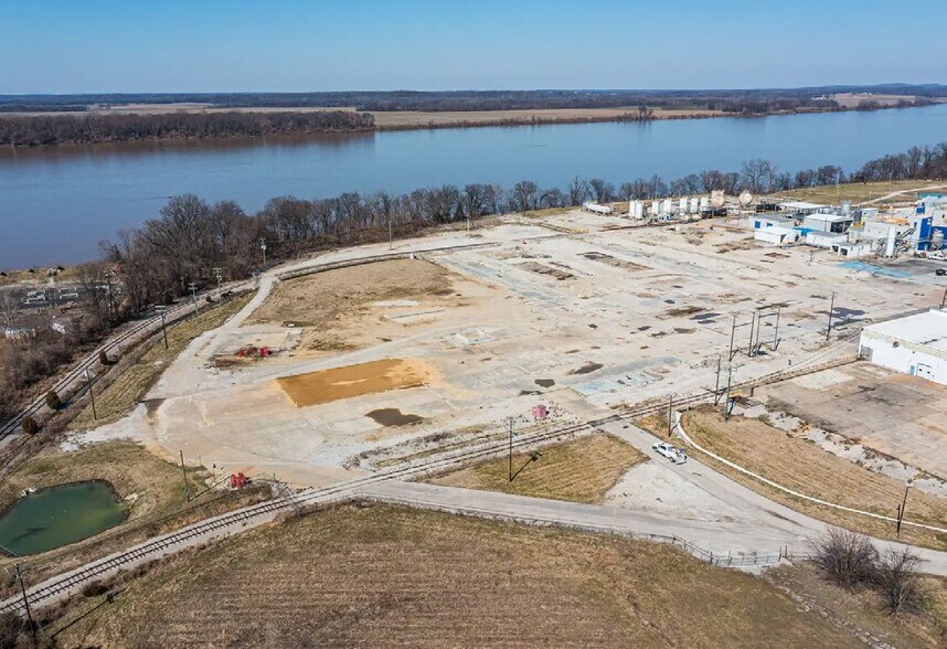 More Photos Of 5525 US Highway 60 E, Owensboro Manufacturing For Sale