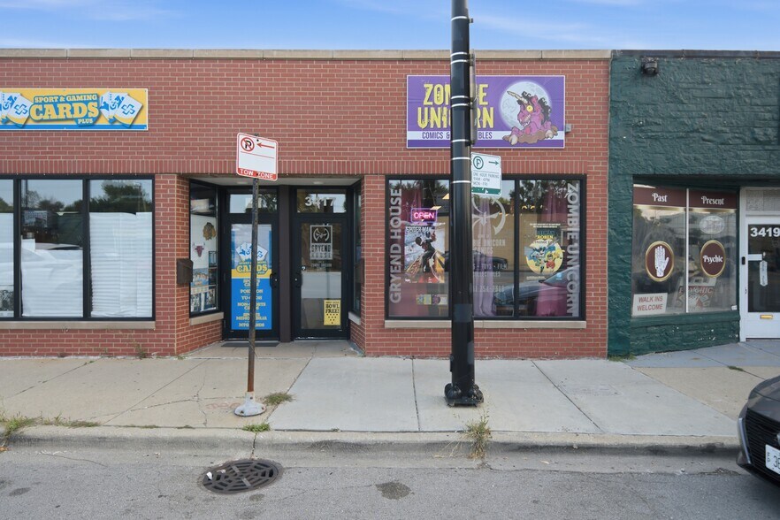 More Photos Of 3415-3419 W Peterson Ave, Chicago Storefront For Sale