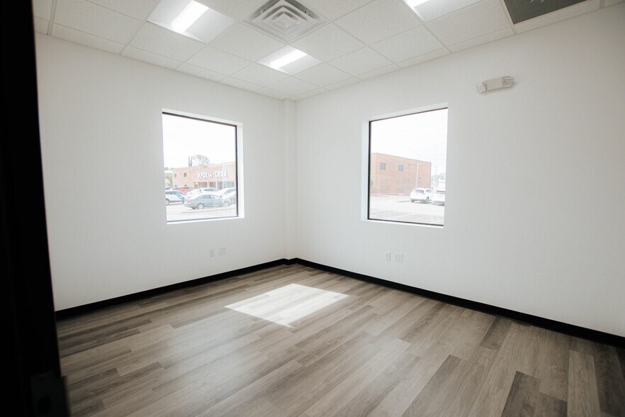 More Photos Of 160 Alto Mesa dr, El Paso Healthcare For Lease