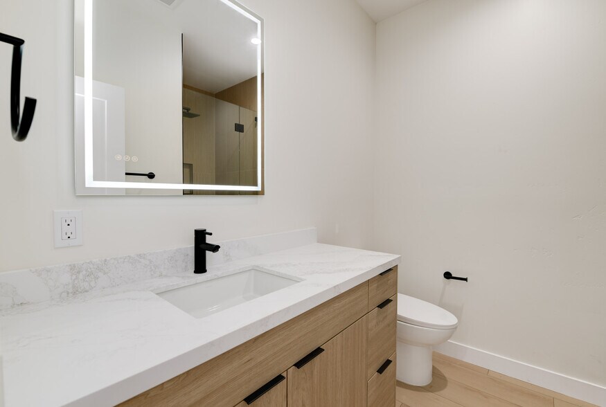 More Photos Of 5140 Los Robles Dr, Carlsbad Multifamily For Sale