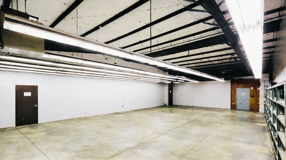 More Photos Of 3975 Moreland Ave, Conley Industrial For Lease