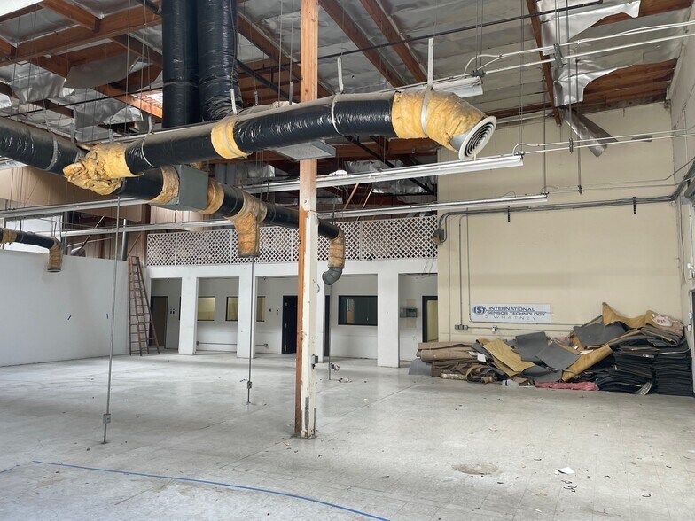 More Photos Of 3 Whatney, Irvine Research And Development For Sale