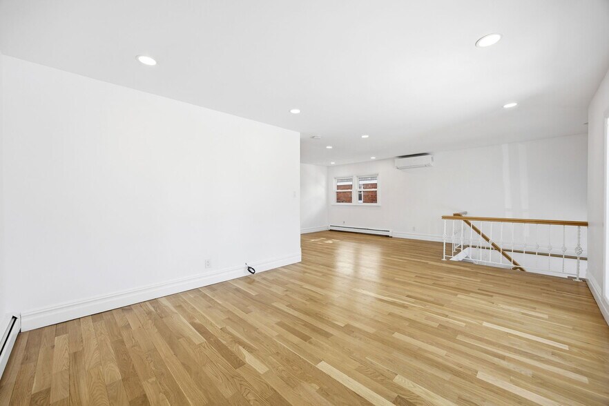 More Photos Of 158-10 95th St, Howard Beach Multifamily For Sale