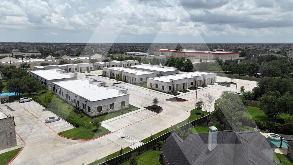 More Photos Of 28111 S Firethorne Rd, Katy Medical For Lease