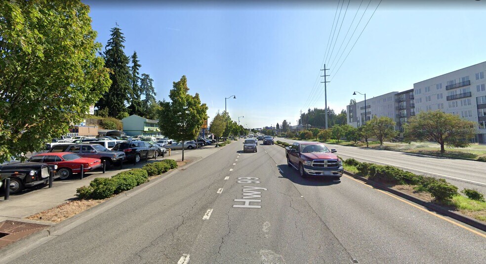 More Photos Of 15544 Aurora Ave N, Shoreline Auto Repair For Sale