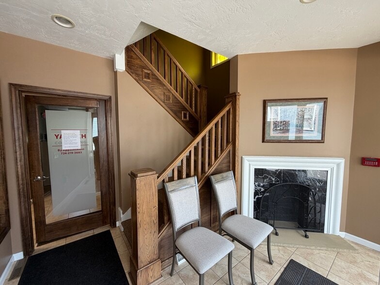 More Photos Of 435-437 S Maple Ave, Greensburg Office For Sale