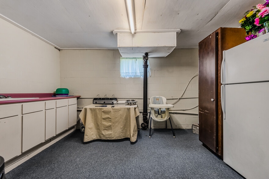 More Photos Of 7990 S 300 W, Columbus Flex For Sale