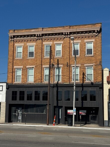 More Photos Of 4539 Montgomery Rd, Cincinnati Storefront Retail Residential For Sale