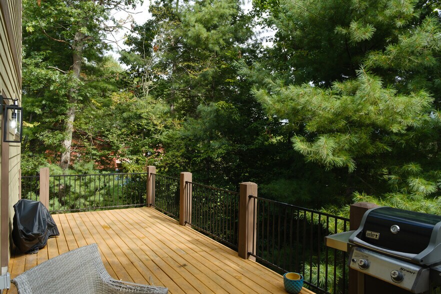 More Photos Of 14 Red Maple Dr, Weaverville Multifamily For Sale