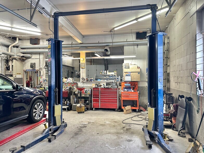 More Photos Of 1401 SE Broadway Ave, Albert Lea Specialty For Sale