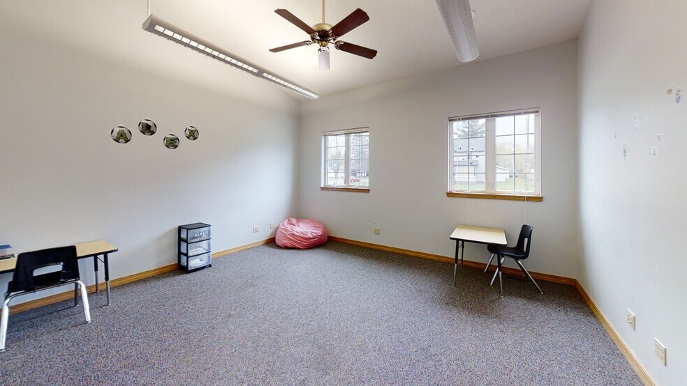 More Photos Of 112-118 S Main St, Medford Office For Sale