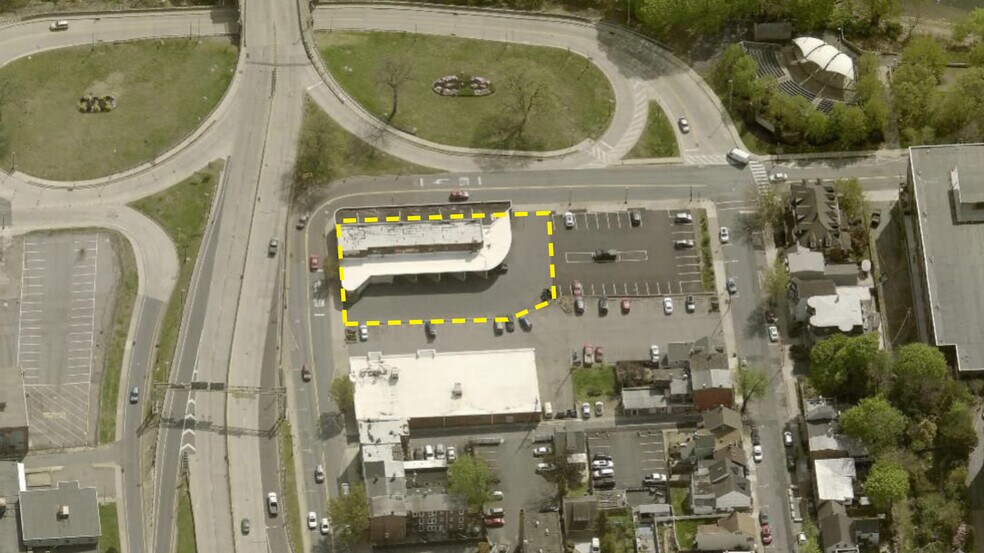 More Photos Of 102 Bushkill St, Easton General Retail For Sale