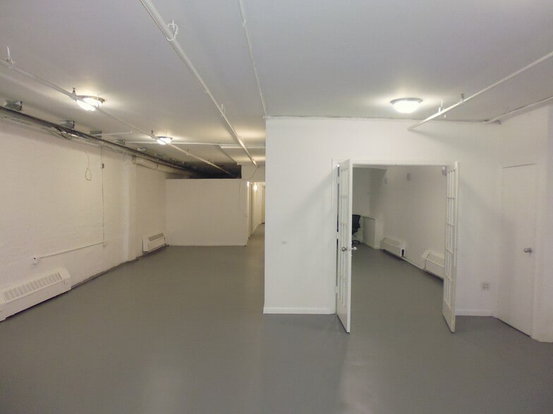 More Photos Of 68 Thomas St, New York Apartments For Sale