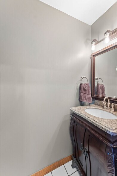 More Photos Of 29560 Reames Ln, Jonesburg Industrial For Sale