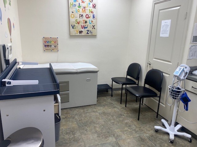 More Photos Of 4100 W 15th St, Plano Medical For Sale