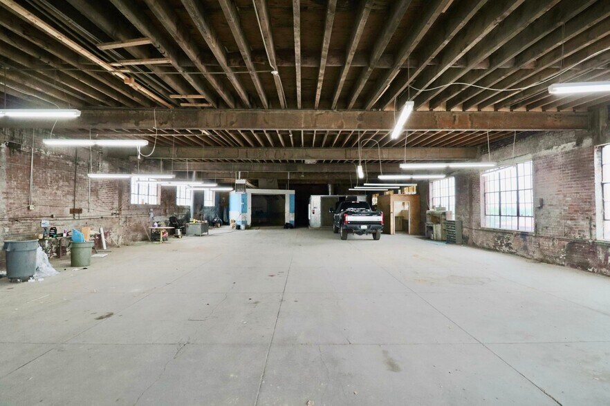 More Photos Of 430 E Main St, Trinidad Industrial For Sale