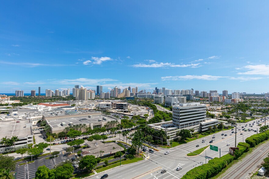 More Photos Of 19790 W Dixie Hwy, Aventura Office For Sale