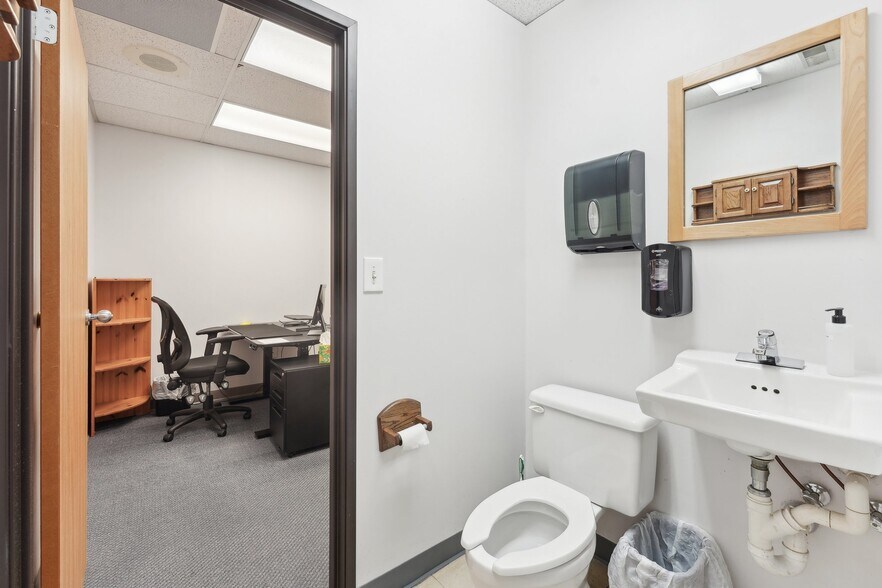 More Photos Of 1245 Whitehorse Mercerville Rd, Hamilton Medical For Sale