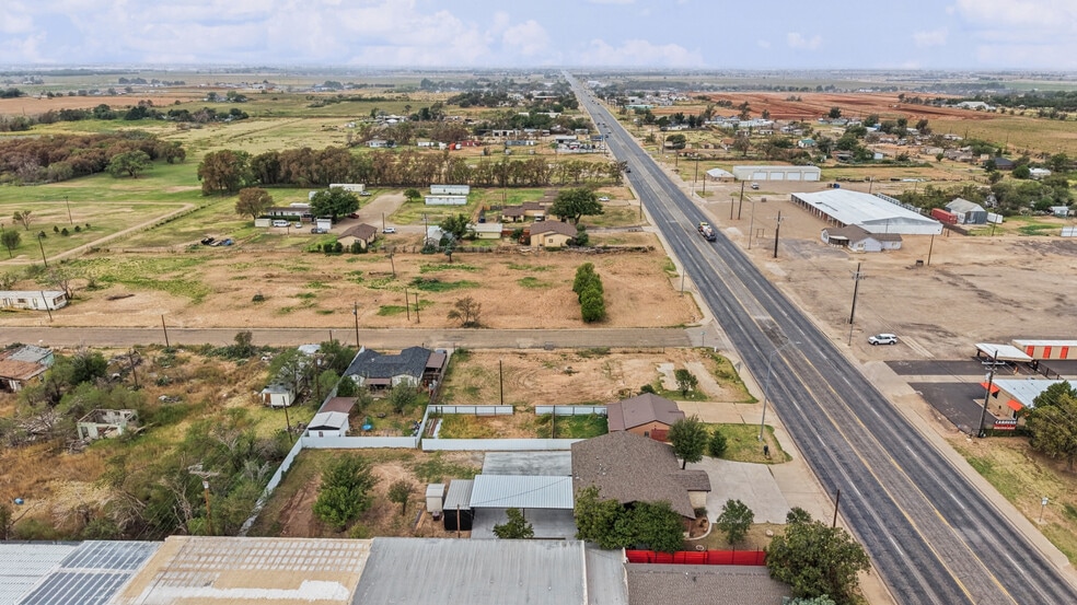 More Photos Of 7327 19th St, Lubbock Office For Sale