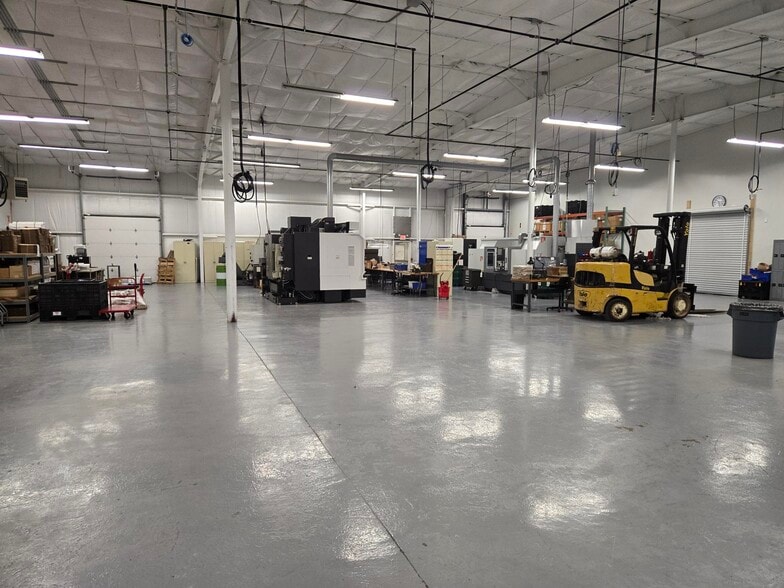 More Photos Of 130 Penn Am Dr, Quakertown Warehouse For Sale