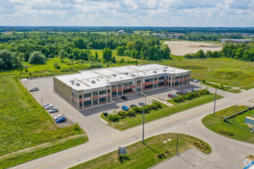More Photos Of 230 Hanlon Creek Blvd, Guelph Flex For Lease