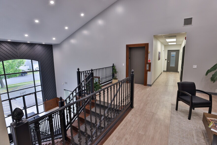 More Photos Of 795 E 340 S, American Fork Office For Lease