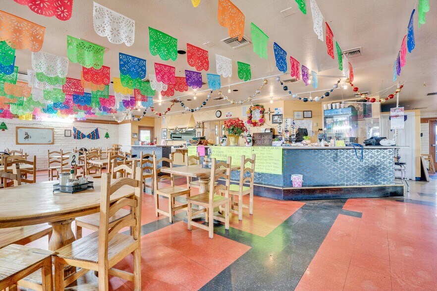 More Photos Of 4525 S Park Ave, Tucson Restaurant For Sale