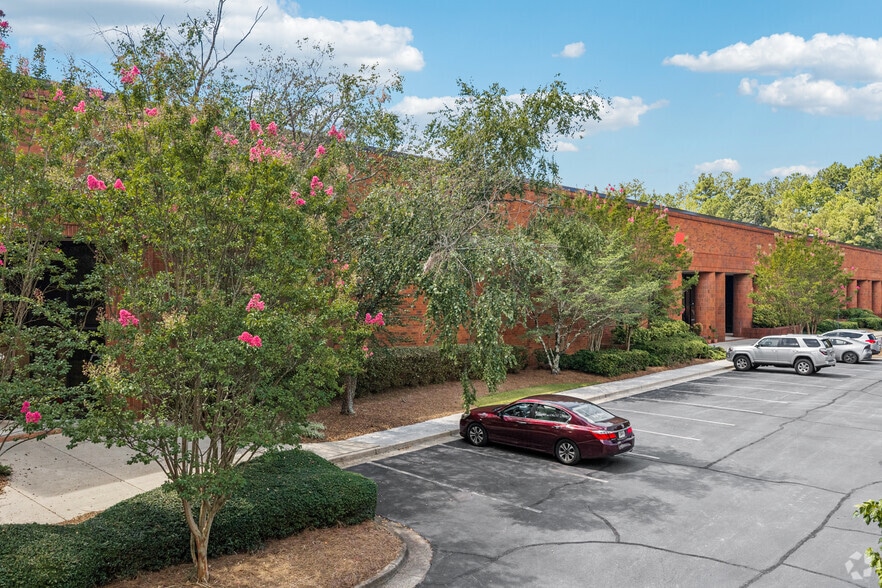 More Photos Of 7990 Second Flags Dr, Austell Unknown For Lease