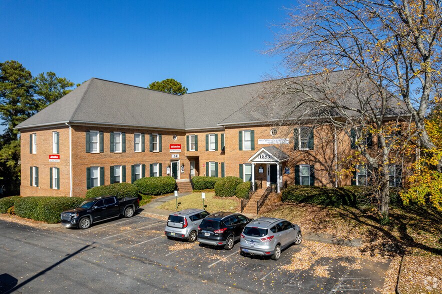More Photos Of 1855 Piedmont Rd, Marietta Medical For Lease