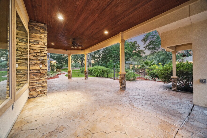 More Photos Of 16218 Barklea Rd, Cypress Land For Sale